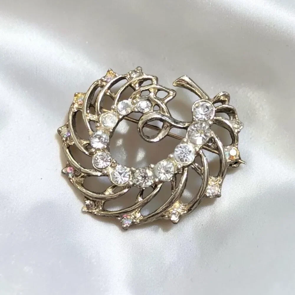 Vintage Rhinestone Swirl Brooch, Silver Tone Crystal Statement Pin, Art Deco